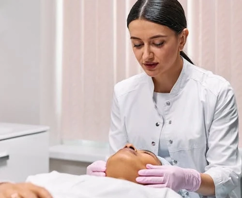 Radiesse: Şekillendirici, Rejuvenatif ve Çok Yönlü Bir Estetik Çözüm